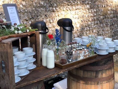 Tea Station Wedding Receptions, Tea Buffet Display, Coffee Station For Wedding, Coffee And Tea Station Wedding Bar Ideas, Drink Serving Station, Coffee Station At Wedding, Tea Party Station, Tea And Coffee Station Wedding, Tea Bar Ideas Party