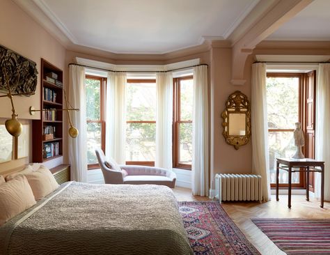 London Bedroom, Parlor Floor, Townhouse Exterior, Exterior Stairs, College Apartment Decor, Park Slope, London Apartment, Eclectic Home, Century Furniture