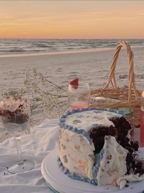 pinterest cake decorating ideas beach picnic aesthetic wine glass classy insta: @rachelelizamichael Beach Picnic Aesthetic, Wine Glass Cake, Aesthetic Wine, Picnic Cake, Pinterest Cake, Picnic Aesthetic, Beach Birthday Party, Picnic Inspiration, Beach Cakes