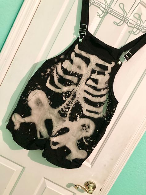 Bleached Skeleton Overalls Spooky Scary Skeleton Jumpsuit - Etsy New Zealand Skeleton Themed Outfit, Skeleton Overalls, Skeleton Suspenders, Goth Overalls, Scary Outfits, Overalls Grunge, Scary Clothes, Skeleton Jumpsuit, Spooky Scary Skeleton