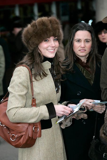 Prince William Girlfriends, Kate Middleton Young, Kate Middleton Pregnant, Style Kate Middleton, Duchesse Kate, Prince William Et Kate, Looks Kate Middleton, Cheltenham Festival, Middleton Family