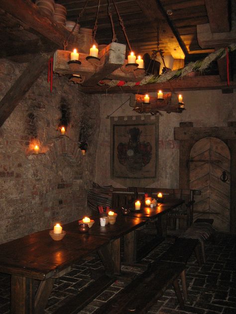 Atmospheric Basement of the Medieval Restaurant, Old Town, Riga, Latvia | von Bencito the Traveller Diy Tavern Room, Italian Basement, Medieval Basement, Tavern Basement, Medieval Dining Hall, Fantasy Dining Room, Medieval Dining Room, Medieval Ceiling, Medieval Bar