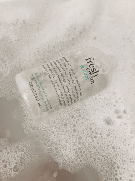 fresh cream & mint #clean #mint #philosophy #philosophybodywash #mint #cleangirl #aesthetic #bathroom Philosophy Body Wash, Peppermint Cream, Aesthetic Bathroom, Bath Gel, Hygiene Routine, Fresh Cream, Bubble Bath, Body Skin Care, Shower Gel