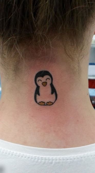 Penguin Tattoos, Alzheimers Tattoo, Secret Tattoo, Cute Animal Tattoos, Penguin Tattoo, Bookish Tattoos, Tattoo Me, Small Shoulder Tattoos, Pretty Henna