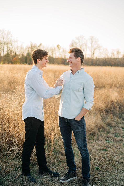 Dad Son Photography, Adult Family Photography, Father Son Pictures, Father Son Photography, Adult Family Photos, Father Son Photos, Son Photo Ideas, Daughter Photo Ideas, Brothers Photography