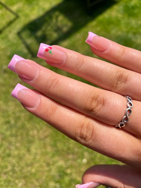 Pink French Tip Cherry Nails, French And Design Nails, French Tip And Cherry Nails, Short Nail Designs Summer Square, Nails For Ibiza, Pink Nail Designs Gel, Summer Acyrilics Nails, Nail Ideas For Summer 2024, Pink Nails With Cherry