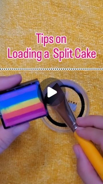 how to load a split cake Sponge Face Painting, Split Cake Face Painting, Face Painting Tips, Paint Sponge, Split Cake, Paint Makeup, Special Video, Face Paint Makeup, Cake Face