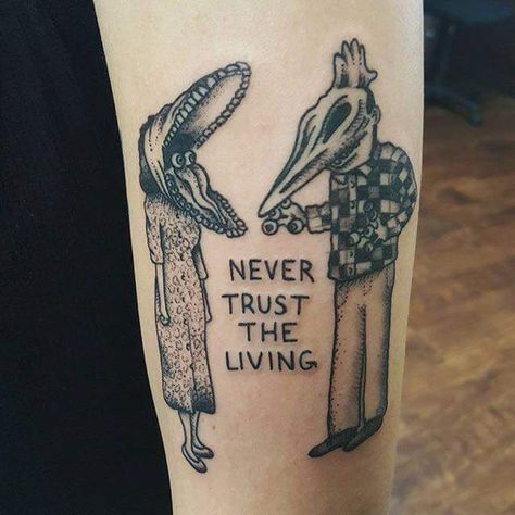 Beetlejuice Tattoo, "Never trust the living" Geometric Tattoos, Lotus Tattoo, Beetlejuice Tattoo, Tim Burton Tattoo, Petit Tattoo, Tattoo Schrift, Inspiration Tattoos, Initial Tattoo, Sleeve Tattoo