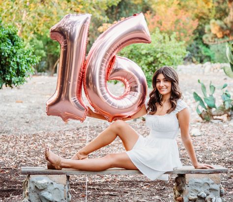 Sweet Sixteen Poses Photographers, Sweet 16 Pics Ideas, Sweet 16 Picture Ideas Photoshoot Outside, 16th Bday Photoshoot Ideas, Sweet 16th Photo Shoot Ideas, Sweet 16 Poses Photography, Sweet 16 Pictures Photoshoot, Sweet Sixteen Picture Ideas, Bug Photoshoot