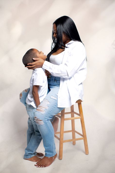 mom & photoshoot inspiration Boy Mom Photo Shoot Ideas Black, Photoshoot With Son And Mom, Mother’s Day Photoshoot With Son, Photoshoot Ideas Mom And Son, Mom And Son Photo Ideas Black People, Son And Mom Photoshoot, Mother And Sons Photoshoot, Mom And Son Photo Shoot, Mom And Sons Photoshoot