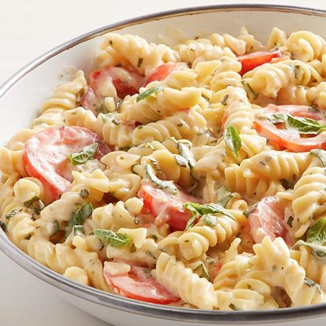 I’m checking out a delicious recipe for 30-Minute Margherita Pasta Recipe from Kroger! Margherita Pasta, Kroger Recipes, Easy Pasta Salad Recipe, Easy Pasta Salad, Pasta Dinners, Pasta Dinner Recipes, Margherita Pizza, Fred Meyer, City Market