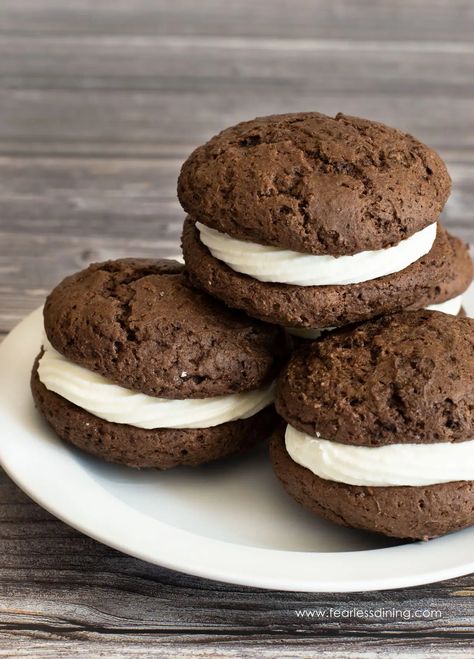 Gluten Free Whoopie Pies Recipe Gluten Free Whoopie Pies, Crumbl Cookie Recipe, Soft Chocolate Cookie, Whoopie Pie Recipe, Perfect Chocolate Cake, Gluten Free Cookie Recipes, Whoopie Pie, Best Gluten Free, Gluten Free Flour Blend