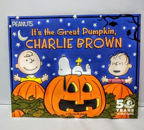 Charlie Brown Wallpaper, The Great Pumpkin Charlie Brown, It's The Great Pumpkin Charlie Brown, Halloween Books For Kids, Great Pumpkin Charlie Brown, It's The Great Pumpkin, Charlie Brown Halloween, Peanuts Halloween, Pumpkin Activities