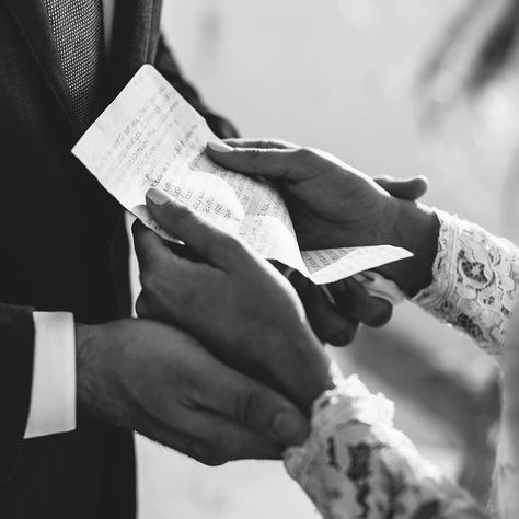 Bride And Groom Showing Off Rings, Wedding Shots With Family, Exchanging Vows Photography, Wedding Photo Dip Kiss, Ceremony Photos Wedding, Elopement Pics, Traditional Wedding Vows, Arizona Biltmore, Wedding Shot List