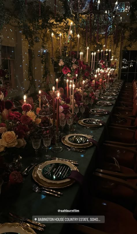 Mysterious Wedding Theme, Dark Aesthetic Wedding Colors, Phantom Of The Opera Wedding Aesthetic, Dark Romantic Table Setting, Gothic Halloween Wedding Decorations, Dark Romantic Wedding Decor Receptions, Reception Plate Decoration, Dark Dramatic Wedding, Gothic Jewel Tone Wedding