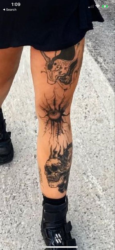 Big Grunge Tattoos, Creepy Pretty Tattoo, Spooky Themed Tattoos, Creepy Tattoos Ideas, Creepy Stomach Tattoos, Thigh Goth Tattoo, Emo Leg Tattoos, Thigh Tattoos Women Alternative, Odd Tattoo Ideas