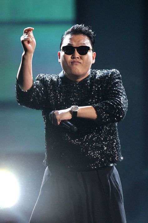 Psy Gangnam Style, South Korean Fashion, Oppa Gangnam Style, People References, Yg Family, Pop T, Gangnam Style, Korea Seoul, S Korea