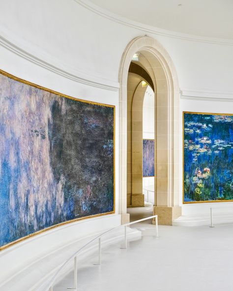 Take a virtual tour of an empty Musée de l'Orangerie - one of my 2020 highlights! #MuseeDeLOrangerie #Orangerie #OrangerieMuseum #Monet #ClaudeMonet #MonetParis #MonetWaterLillies #WaterLily #WaterLillies #Impressionist #Impressionism Monet Water Lilies Orangerie, France Art Museums, Monet Paris Museum, Monet Like Paintings, Orangerie Museum Paris, Paris Orangerie, Monet Orangerie, Claude Monet Museum, Claude Monet Garden