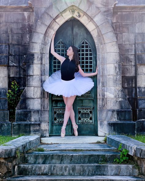 Outdoor ballet dance photography, white tutu, black leo, Bloch leo, unique door, cool door, ballet Outdoor Ballet Photography, Ballet Senior Pictures, Outdoor Dance Photography, Ballet Photography Poses, Colorful Doors, Ballet Dance Photography, Black Leo, Dance Photo Shoot, Dance Picture Poses