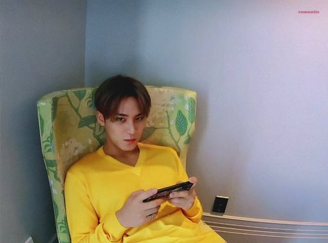 Mingyu Sitting, Muslimah Wedding Dress, Yellow Sunshine, Choi Hansol, Kim Min Gyu, Kim Mingyu, Seventeen Magazine, Seventeen Debut, Mingyu Seventeen