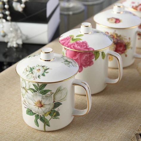 Unique Tea Cups, Foam Packaging, Baby Hamper, Cup Tumbler, Teapots And Cups, Family Room Design, Mug Set, China Patterns, Tea Rituals