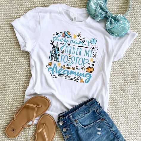 Disney Princess Pattern, Cinderella Tshirt, Blue Disney Characters, Rundisney Princess, Cinderella Shirt, Disney Applique, Disney Attire, Disney Princess Shirts, Cinderella's Castle