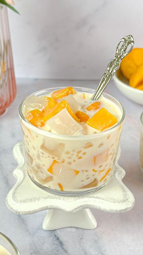 Zahra • Toronto Food Photographer on Instagram: “Mango Sago aka Mango Bango is my new favourite dessert 🥭 It’s so easy to make, comes together in no time, and the cooling qualities of…” Mango Bango, Coconut Condensed Milk, Sago Recipes, Mango Sago, Pinoy Dessert, Ramadan Desserts, Coconut Jelly, Khmer Food, Filipino Foods