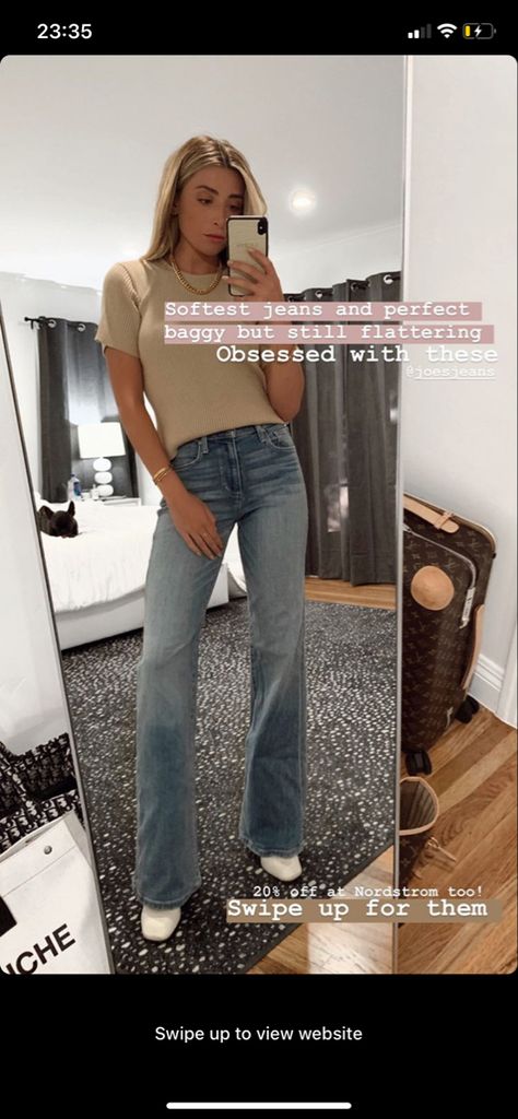 Flare Jeans Style, Lauren Elizabeth, Anna Wintour, College Girls, Jeans Style, Pretty Outfits, Flare Jeans, Bell Bottom Jeans, Street Style