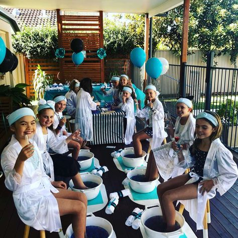 Pamper party Birthday Party Ideas | Photo 14 of 25 | Catch My Party Girls Pamper Party Ideas, Pamper Party Ideas Kids, Spa Party Ideas For Girls Birthday, Spa Birthday Party Ideas For Kids, Pamper Party Ideas, Girls Pamper Party, Kids Pamper Party, Girls Sleepover Party, Spa Day Party