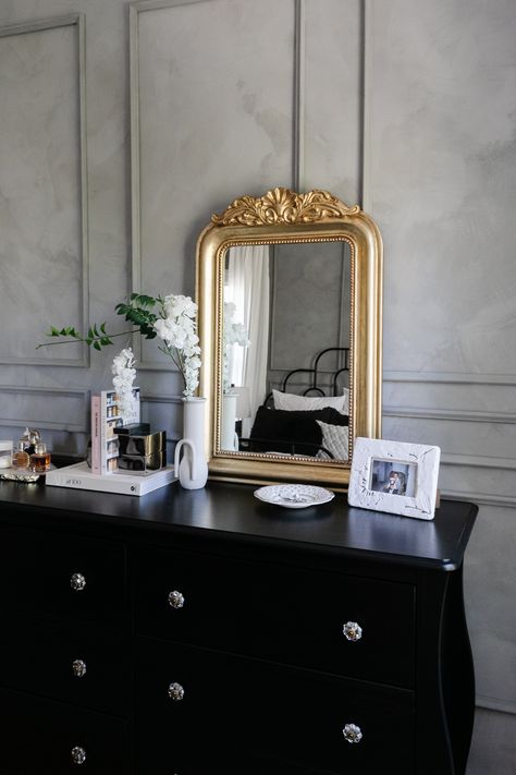 Small Parisian Living Room, Black Dresser Decor, Black Dresser Bedroom, Modern Parisian Interior, Dresser Aesthetic, Dresser Top Decor, Dresser Decoration, Ikea Dresser Makeover, Parisian Living Room