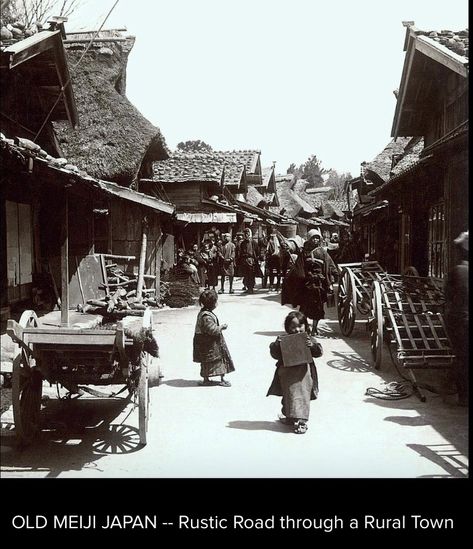 Photos Of Japan, Medieval Japan, Meiji Restoration, Japanese Village, Ancient Japan, Japan History, Meiji Era, Japanese History, Japan Vintage