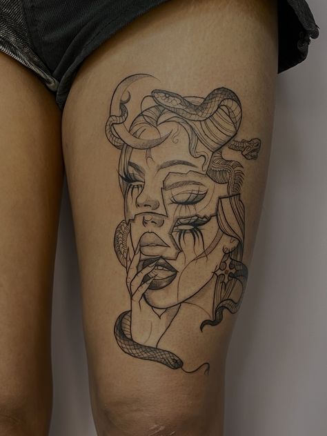 Medusa Tattoo Design, Hip Thigh Tattoos, Goddess Tattoo, Pieces Tattoo, Tattoos For Black Skin, Medusa Tattoo, Leg Tattoos Women, Thigh Tattoos Women, Female Tattoo