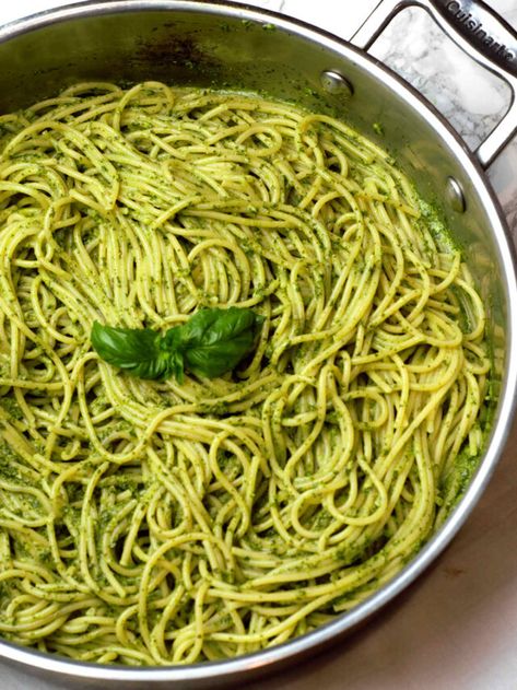 Spinach Basil Pesto Pasta, Spinach Pesto Pasta Recipes, Creamed Spinach Pasta, Pesto Pasta With Spinach, Spinach Pesto Sauce, Spinach Pesto Recipe, Green Pasta Recipe, Spinach Pasta Sauce, Creamy Tomato Pasta Sauce