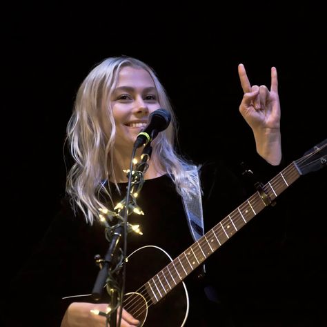 Phoebe Bridgers Pfp, Phoebe Bridgers Icon, Phoebe Bridgers Taylor Swift, Children Aesthetic, Phoebe Bridgers, Love My Boys, I Love My Wife, I Love Music, Holy Trinity