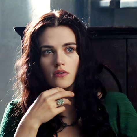 Just a blog where I share pretty Morgana stuff. All credits to the owners linked below the fanart! Please go and support the artist ♥! Queen Morgana, Merlin Morgana, Morgana Pendragon, The Beginning Of The End, Katie Mcgrath, Simple Art, Pictures To Draw, Percy Jackson, Jon Snow