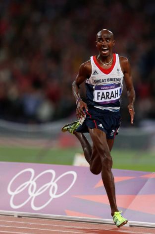 Mohamed Farah Sports Reference, Olympic Icons, Hip Extension, Mo Farah, Field Athletes, Strength Training For Runners, Running Photos, Sporting Legends, Distance Running