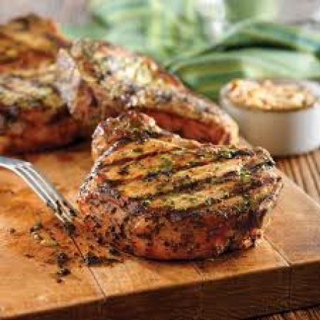 Flat Belly - Grilled Pork w/Garlic Oil and a Little Salad Recipe - (4.5/5) Keto Pork Chops, Marinated Pork Chops, Ham Steaks, Grilled Pork Chops, Rub Recipes, Marinated Pork, Pork Chop Recipes, Grilled Pork, Pork Dishes