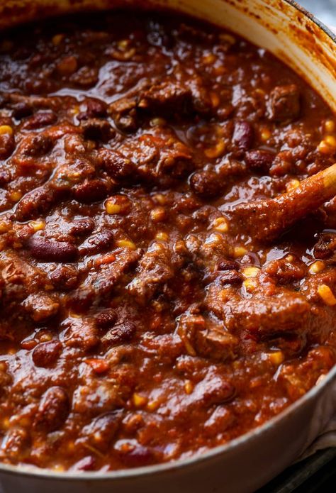 This is the absolute BEST Chili Recipe ever. My chili is filled with shredded beef, tons of flavor, and is easy enough to make on the stove top or in the slow cooker! This isn't your average chili, so be prepared to win your next chili cook off! #cookiesandcups #chili #chilirecipe Chunky Beef Chili Recipe Pioneer Woman, Chili Cook Off Winner Recipe, Chilli Recipe With Chuck Roast, Teds Montana Grill Chili Recipe, Cast Iron Chilli Recipe, Award Winning Beef Chili, Chili Recipes With Corn, Slow Cooker Chilli Beef, Chili With Pork And Beans