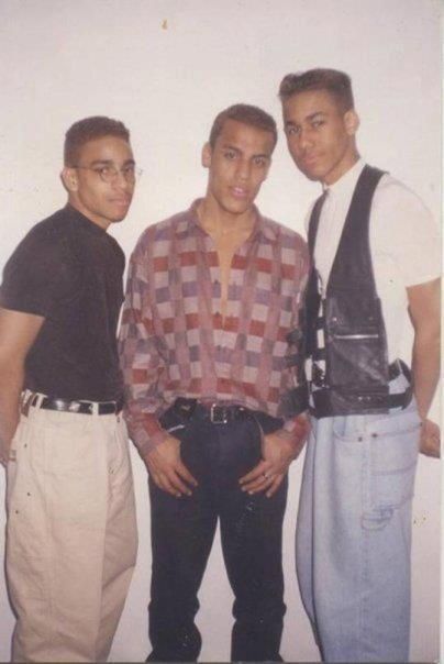 Before the Money & Fame - K O B, Aventura Aventura Wallpaper Bachata, Romeo Santos Young, Young Romeo Santos, Bachata Quotes, Romeo Santo, Bachata Outfit, Hispanic Artists, 90s Rappers Aesthetic, 90s Rappers