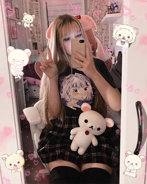 Anime Egirl Aesthetic, Gamer Aesthetic Outfit, Gamergirl Aesthetic Outfits, Gamer Girl Outfit Aesthetic, Gamergirl Aesthetic, Gamer Girl Aesthetic Outfits, Kawaii Gamer Girl Outfit, Egirl Room, Kawaii Egirl