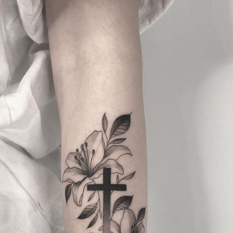 529 likes, 1 comments - cheri122_ta on July 1, 2019: "百合與點陣十字🙏 #lilytattoo #crosstattoo #cross #linework #lineart #ink #inkgirls #tat..." July 1, Tatting, Tattoo Ideas, Tattoos, Quick Saves