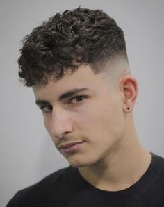 French Cut Hair, Long Crew Cut, Boys Haircuts Curly Hair, Crew Cut Hair, Crew Cut Haircut, Men's Curly Hairstyles, Curly Hair Fade, Crop Haircut, Men Haircut Curly Hair