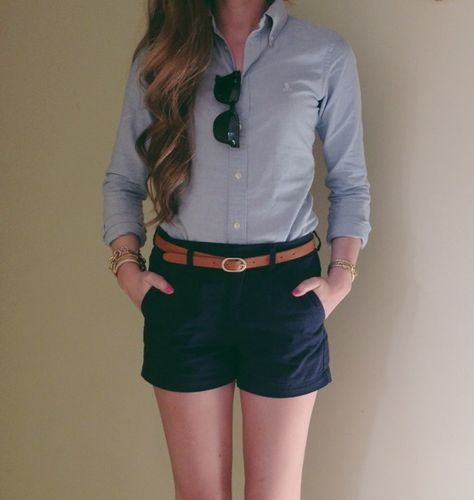 Preppy Style, Look Con Short, Shorts Outfits, Navy Blue Shorts, Preppy Outfits, Mode Style, Spring Summer Outfits, Blue Shorts, Outfits Casuales