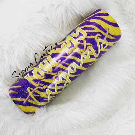 Lsu Tumbler Ideas, Lsu Tumbler, Tumbler Making, Artistic Ideas, Straw Tumbler, Epoxy Tumblers, Unicorn And Glitter, Tumbler Cups Diy, Tumbler Ideas