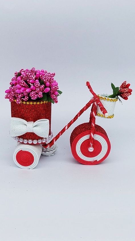 cycle flower #basket,lifestyle designs,#gift item #showpiece making at home,#diy showpiece,metal showpiece,#homemade showpiece,gift #ideas,paper #flower vase,#toy projects,flower vase decoration ideas, Handcraft Gifts For Boyfriend, Diy Showpiece, Vase Decoration Ideas, Christmas Decorations Handmade, Paper Flower Vase, Vase Decoration, At Home Diy, Origami Paper Art, Flower Vases Decoration