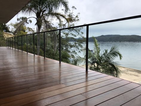 Glass Balustrade Outdoor, Decking Glass Balustrade, Coastal Facade, Coastal Home Exterior, Water Pavilion, Stainless Steel Balustrade, Balcony Railings, Steel Balustrade, Deck Railing Design