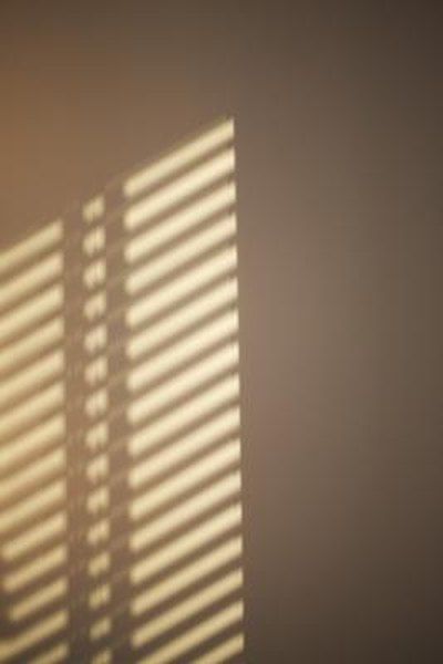 Adam Kadmon, Sun Window, Light And Shadow Photography, Window Shadow, Sun Blinds, Shadow Photography, Shadow Pictures, 背景 シンプル, Trik Fotografi