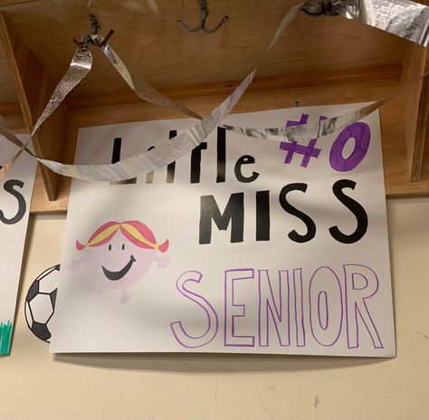 Easy Senior Night Posters, College Volleyball Senior Night, Last First Day Of School Senior Year Poster, Senior Boards Ideas, Senior Day Posters Soccer, Field Hockey Senior Night Posters, Senior Night Posters Volleyball Libero, Girls Soccer Senior Night Posters, Funny Senior Night Posters