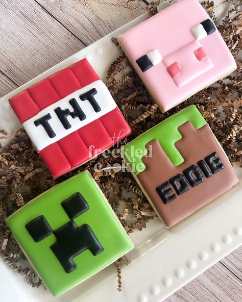 Minecraft Cookies Decorated, Gaming Cookies, Happy Birthday Eddie, Minecraft Birthday Decorations, Christmas Tree Crafts Diy, Minecraft Cookies, Mexican Birthday Parties, 10 Birthday Cake, Anime Cake