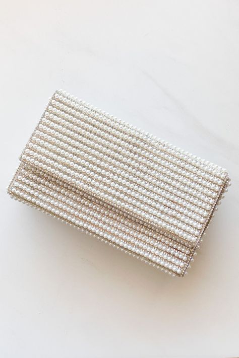 Pearl Clutch Purse, Banquet Outfits, Prom Clutch Bag, Venice Elopement, Banquet Outfit, Pearl Bags, Bride Purse, Bride Clutch, Going To The Chapel